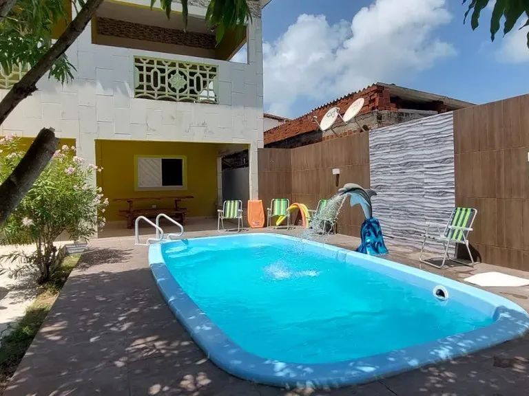Alugo Casa  com piscina, em Tamandaré.
