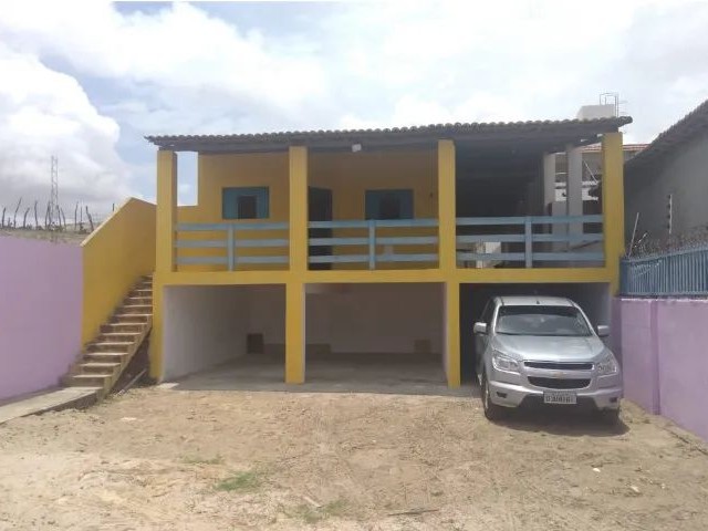 REVEILON e CARNAVAL com sua família nesta casa 03 quartos na Redinha Nova.