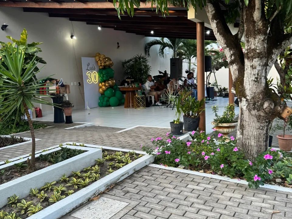ALUGO ESPAÇO PARA EVENTOS - Araçagy